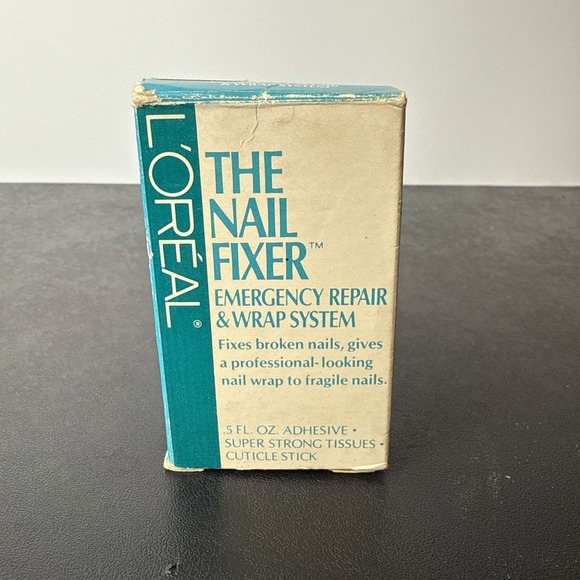 Loreal Paris Other - VTG L'Oréal The Nail Fixer Emergency Repair & Wrap System NEW OLDSTOCK RARE